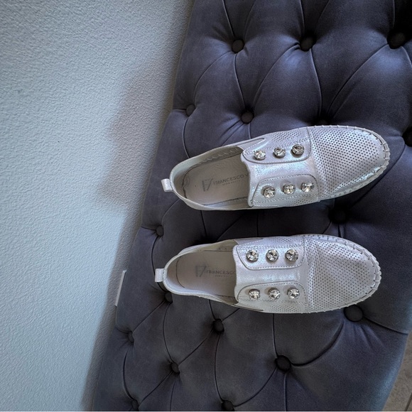 Size 37 soft silver slip on leather sneakers. - Picture 2 of 6